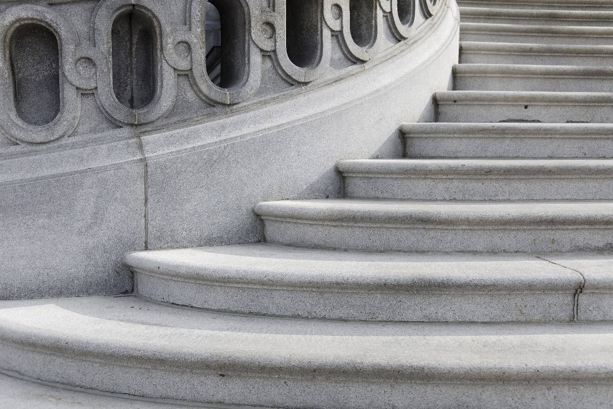 avantage inconvenient dun escalier en pierre